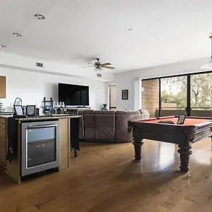 Apartment Step Out To Historic Old Town 2 King/2bath W/pool, Scottsdale