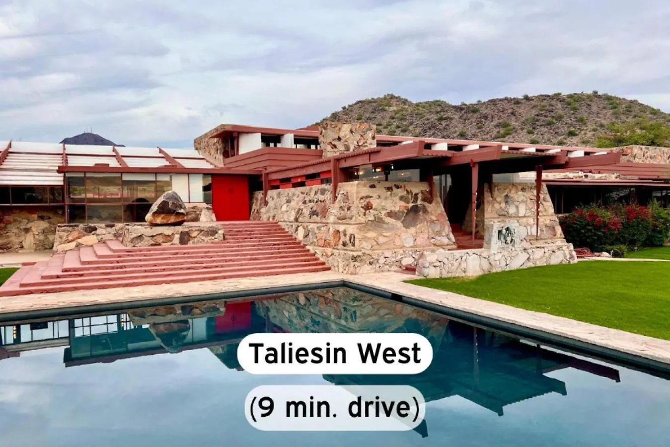 Modern Scottsdale Escape Pool Bbq Media Room